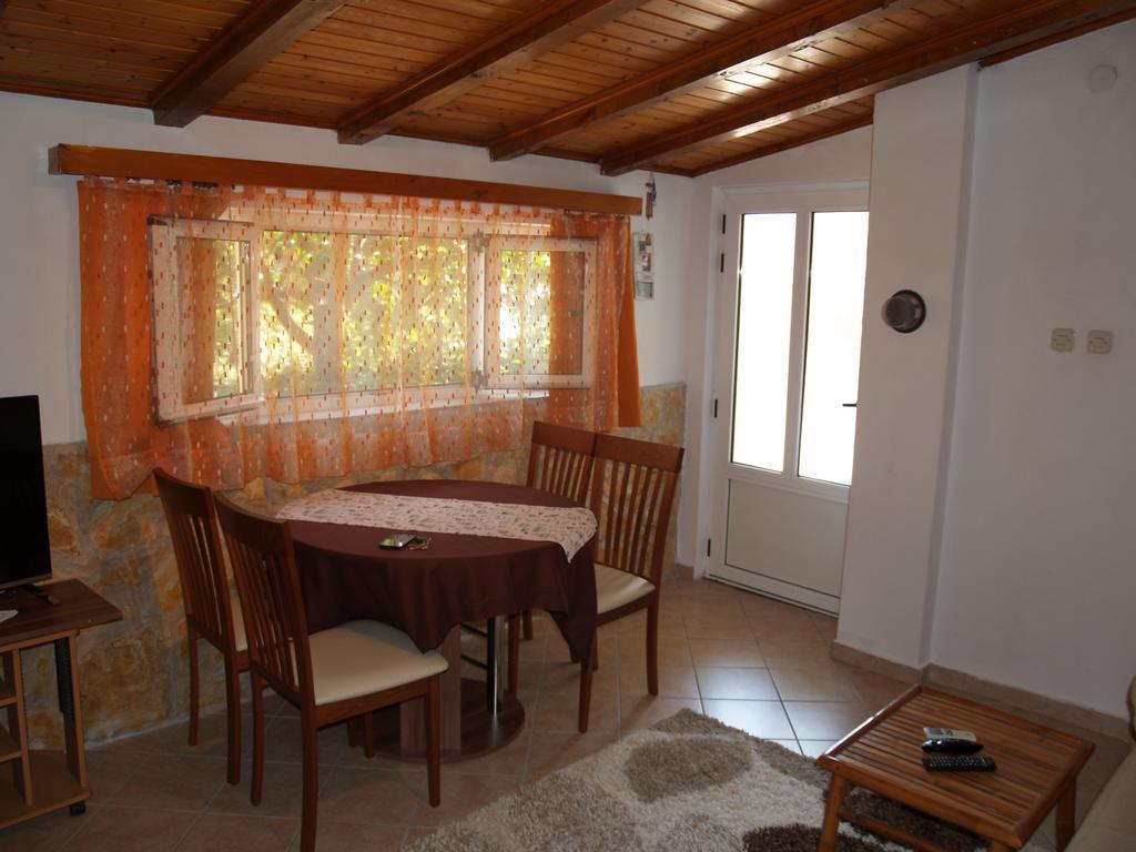 Apartments Pharia Jelsa (Hvar) Quarto foto